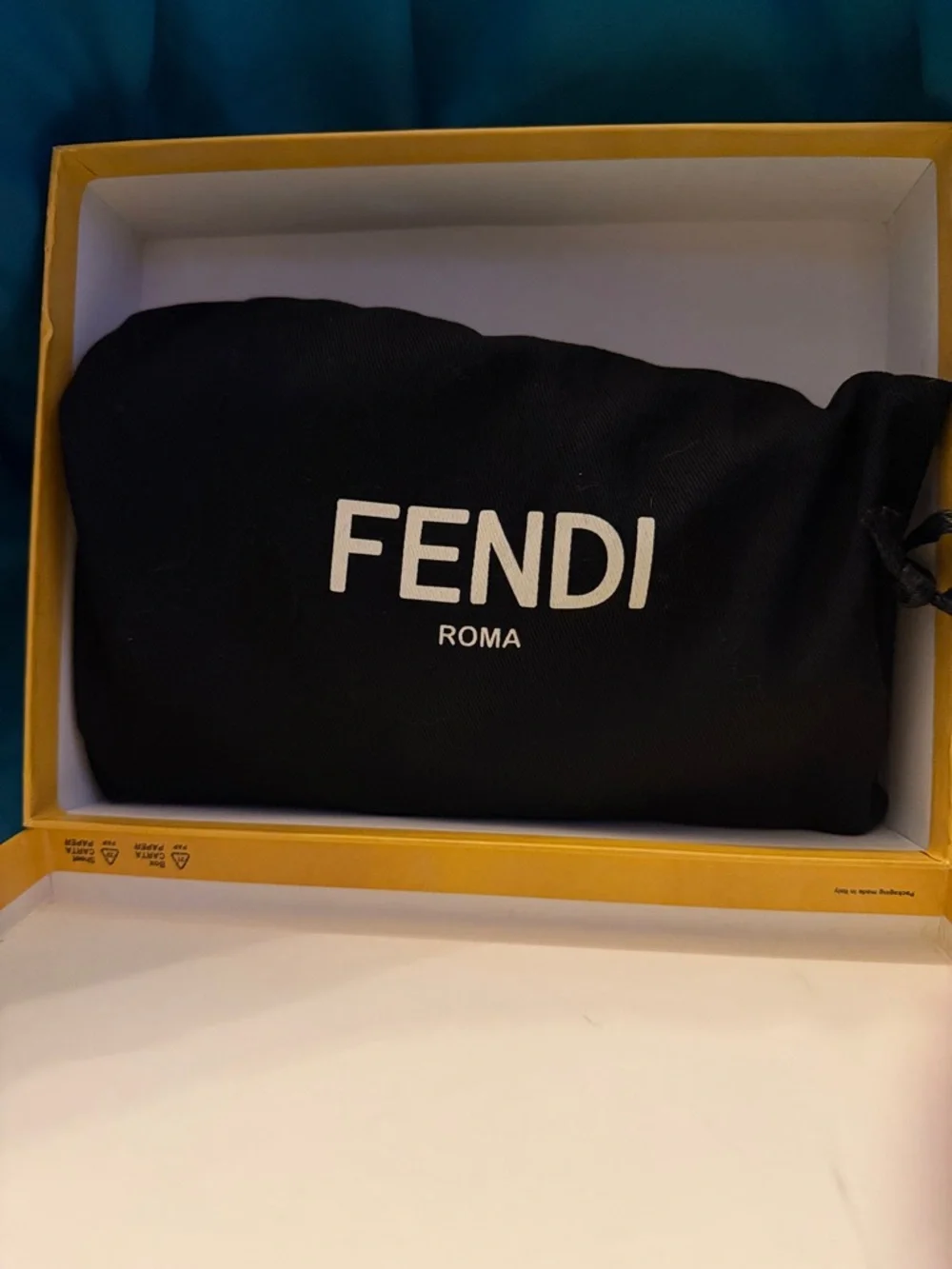 Fendi-FF Diamonds Continental Wallet on Chain,made of textured calfskin leather - Picture 9 of 15
